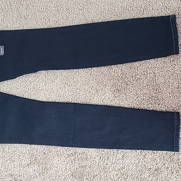 Mid Rise Skinny Jeans - Picture 10 of 14
